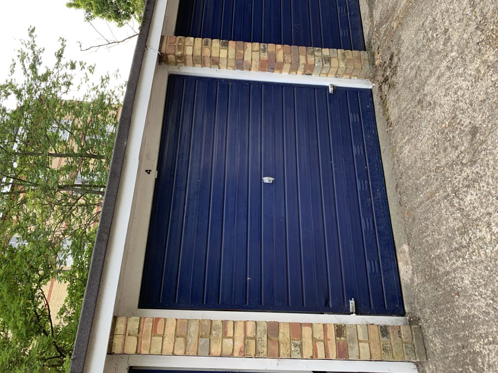 Garage Space For Rent using Stashbee